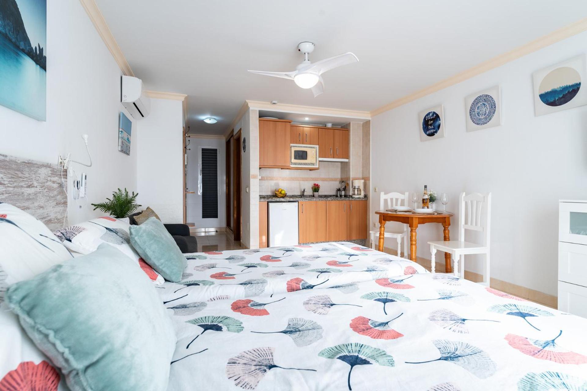 Malagasuite El Levante Apartments ตอร์เรโมลิโนส ห้อง รูปภาพ