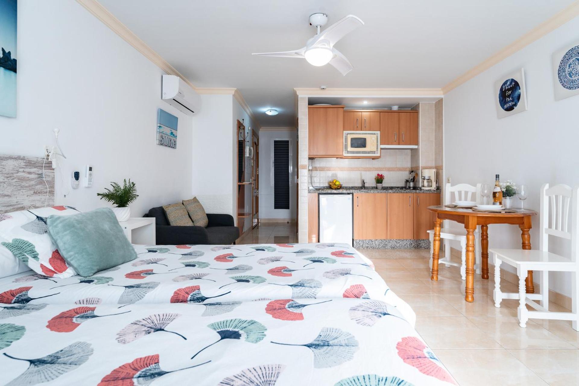 Malagasuite El Levante Apartments ตอร์เรโมลิโนส ภายนอก รูปภาพ