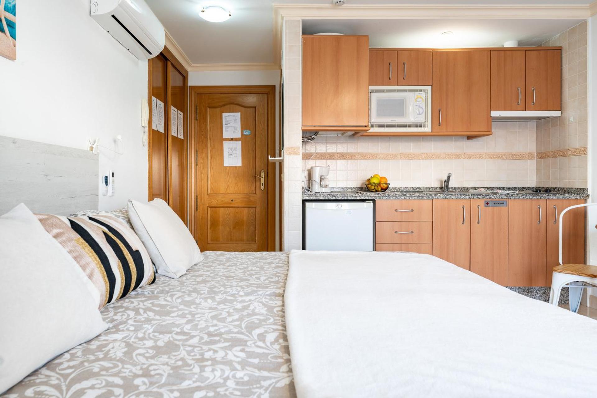 Malagasuite El Levante Apartments ตอร์เรโมลิโนส ห้อง รูปภาพ